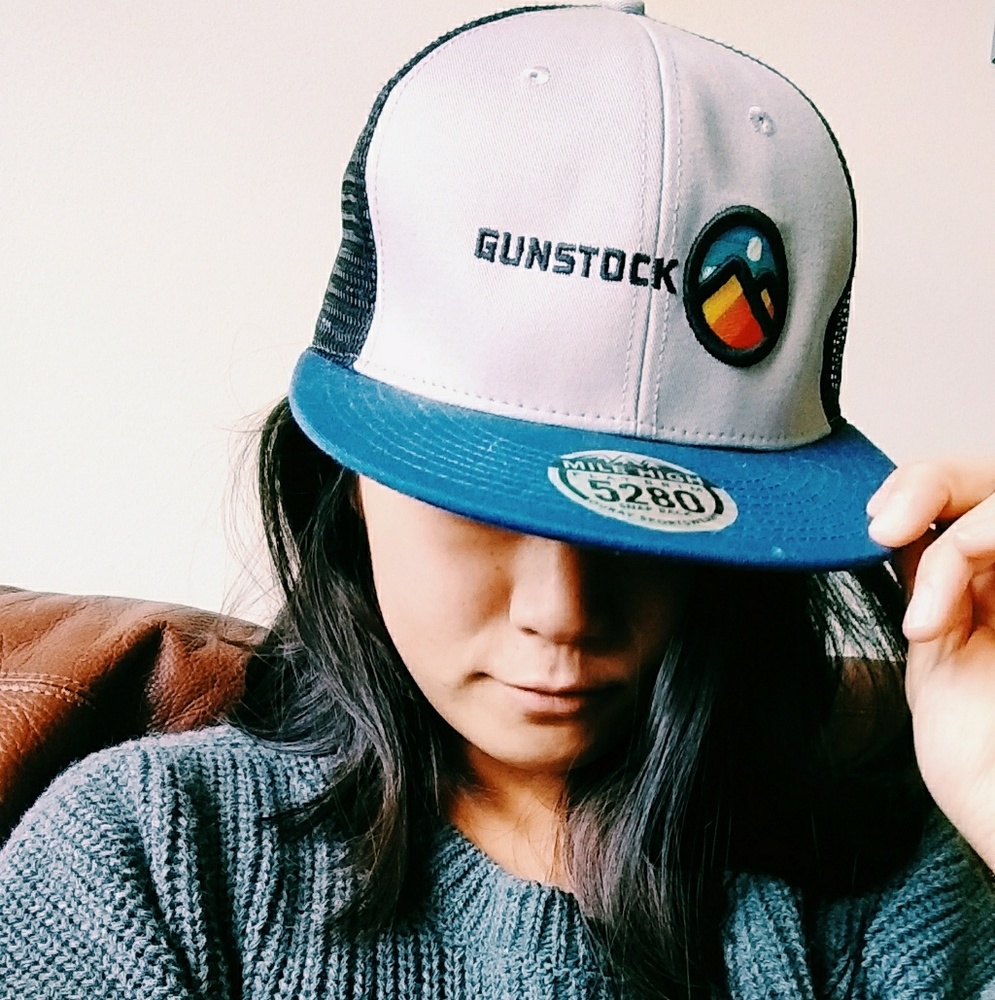 Flat brimmed snap back